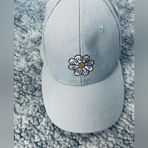 Womens Baseball hat embroidered Flower OS NEW